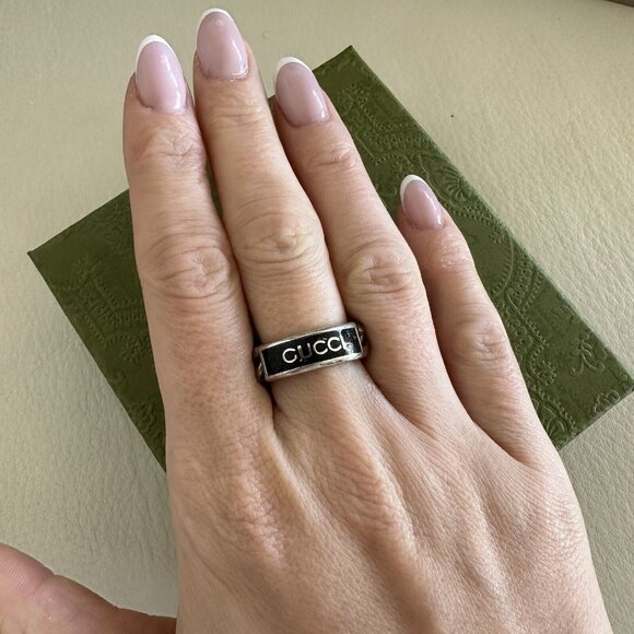 New Gucci Logo Chain Ring Silver Black Enamel Sz 12 IT 6 US - Picture 8 of 10